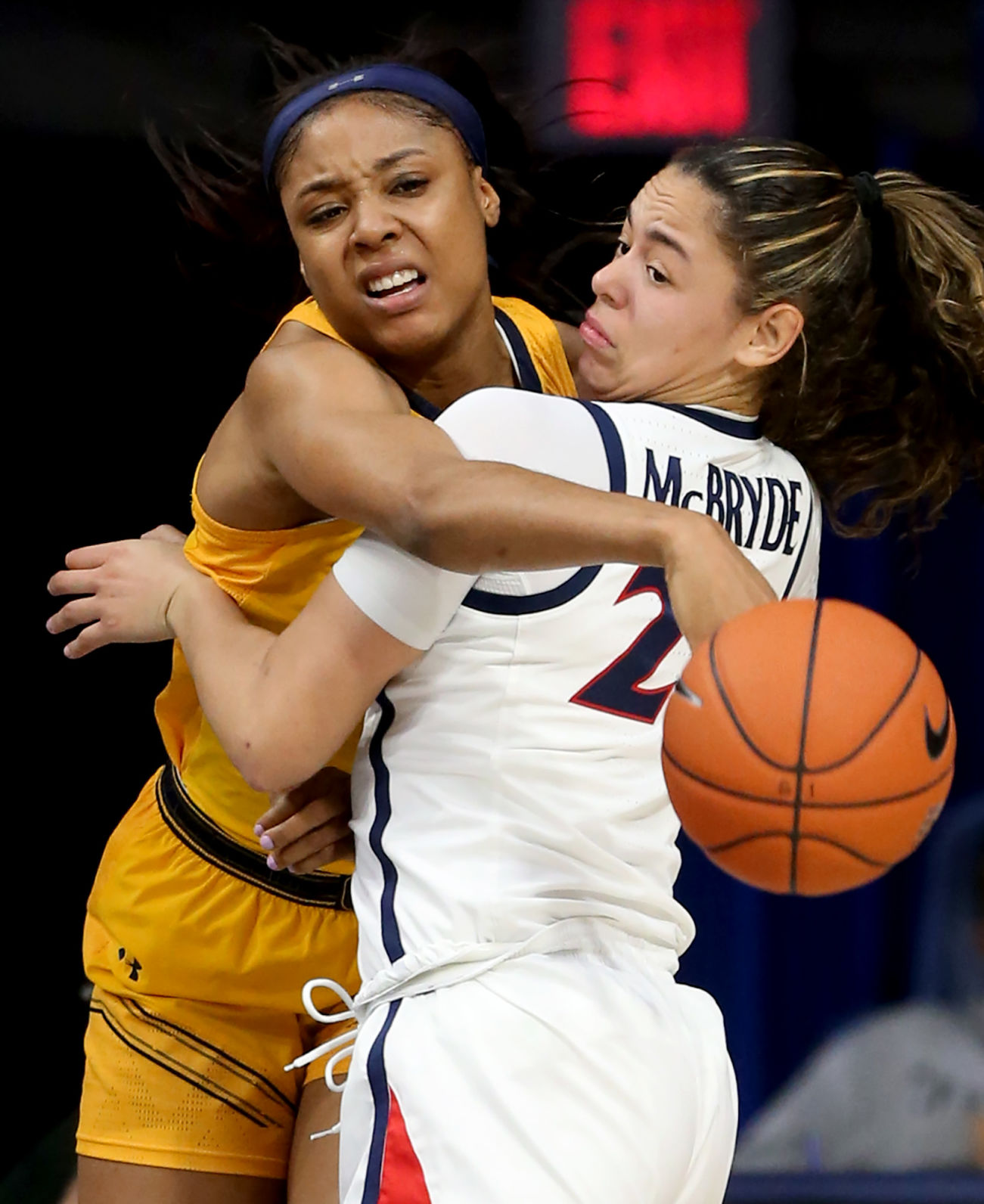 University of Arizona vs Cal